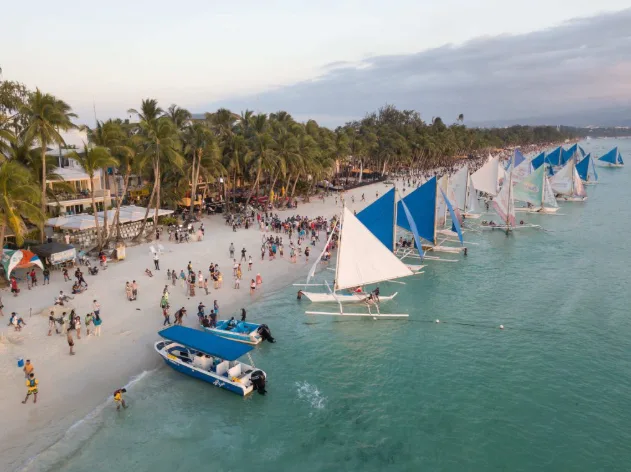 Boracay Holiday Package – 5 Days / 4 Nights