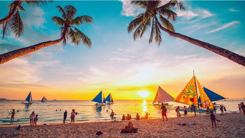 Boracay Holiday Package – 5 Days / 4 Nights