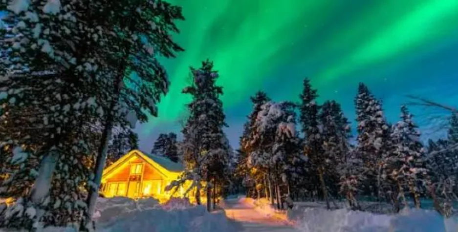 4-Day Northern Lights Lapland Adventure