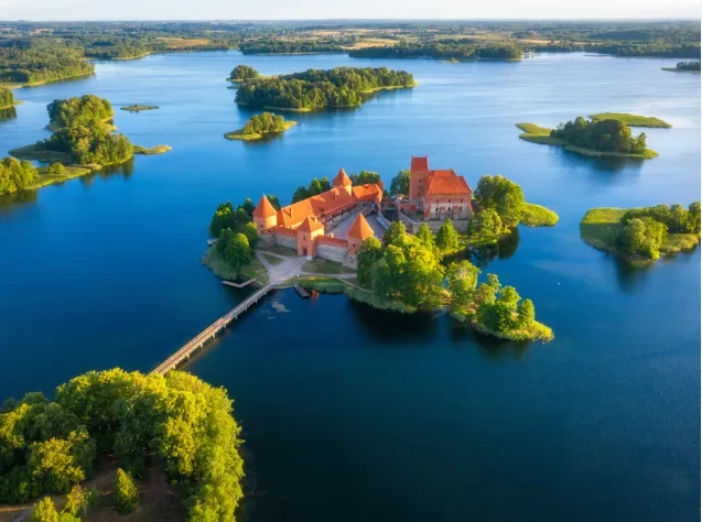 Baltic Capitals Discovery: Lithuania, Latvia & Estonia
