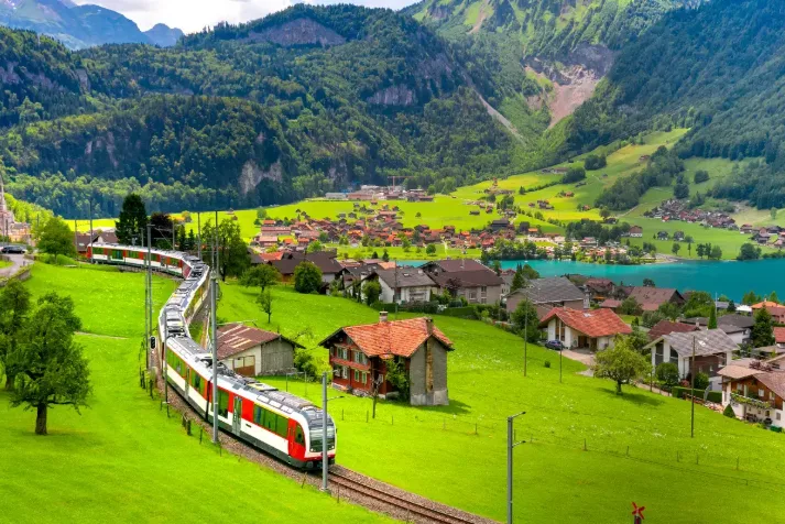 France & Switzerland Holiday Package – 7 Nights / 8 Days