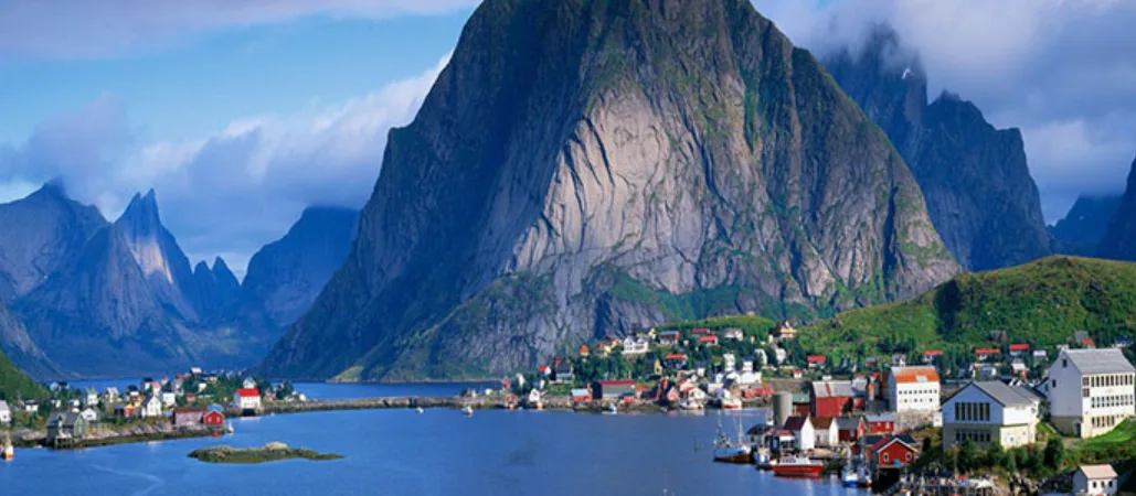 Norway’s Winter Wonders in 7 Days - Oslo to Tromsø — Fjords, Scenic Railways & Northern Lights